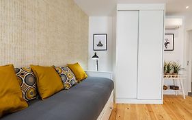 Design And Bright Studios Near Pasteis De Belem